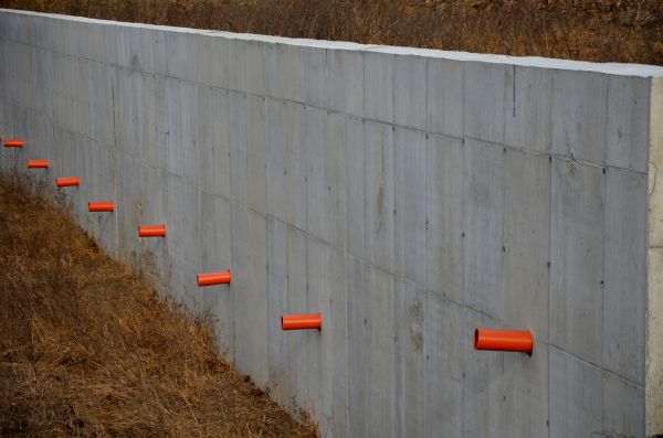 Cost of Retaining Wall Drainage in Stow